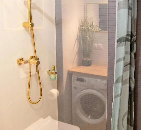 Apartment Al- Dom Zefir Z Dostepem Do Basenu , Sauny, Jacuzzi Kolobrzeg