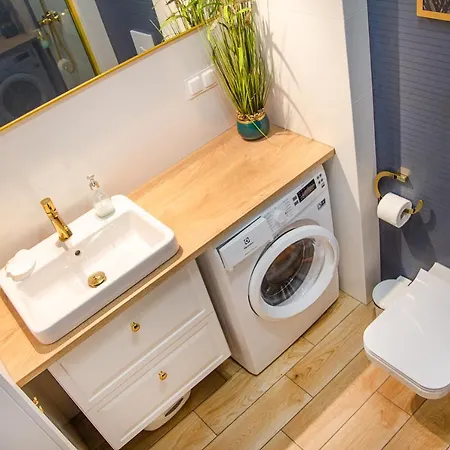 Al- Dom Zefir Z Dostepem Do Basenu , Sauny, Jacuzzi *