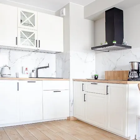 Al- Dom Zefir Z Dostepem Do Basenu , Sauny, Jacuzzi *