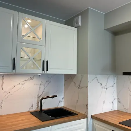 Al- Dom Zefir Z Dostepem Do Basenu , Sauny, Jacuzzi *