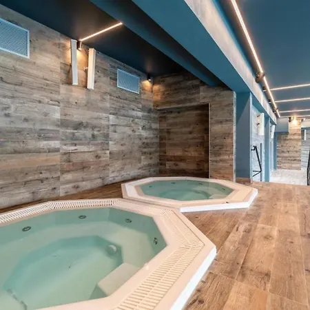Al- Dom Zefir Z Dostepem Do Basenu , Sauny, Jacuzzi Kołobrzeg